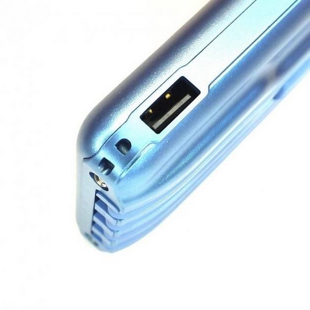 Мобильная зарядка UKC 10000mAh SOLAR, Универсальный Powerbank на солнечной батарее, многофункциональное портативное зарядное устройство, с  LED дисплеем, светодиодным фонариком и множеством портов включая USB, Type-C, Micro USB и Lightning