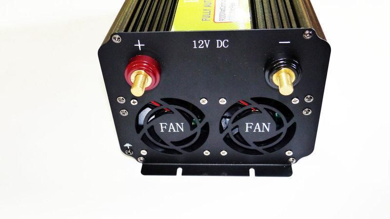 Преобразователь инвертор напряжения Wimpex 12/220V 9000W