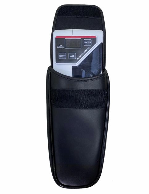 Счетная машинка V31 Professional Аппарат для пересчета денег , портативный легкий универсальный компактный счетчик купюр, работает от двух альтернативных источников питания сеть или батарейки с УФ детектором банкнот