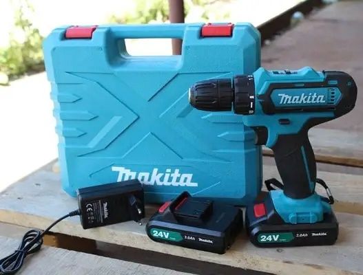 Шуруповерт Makita 550DWE 24V, 5.0AH на 2 аккумулятора
