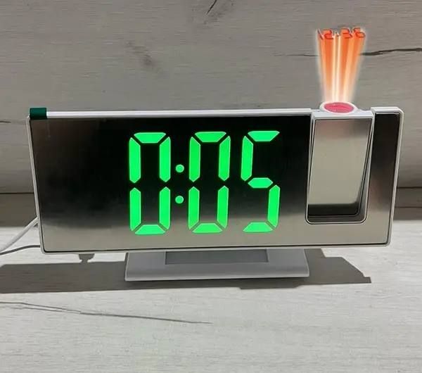 Часы практичные зеркальные с проектором времени 3618LP зеленые, настольные многофункциональные электронные оригинальные часы с проекцией времени на потолок,  с будильником, календарем и встроенным термометром